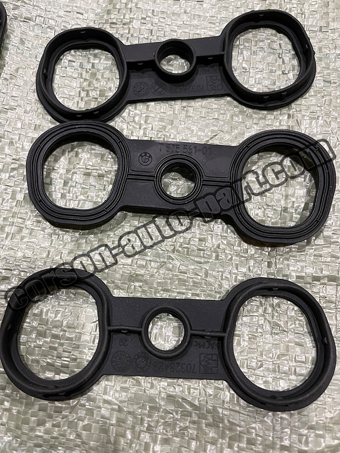 BMW 11127582245 Valve Cover Gasket  11127559311