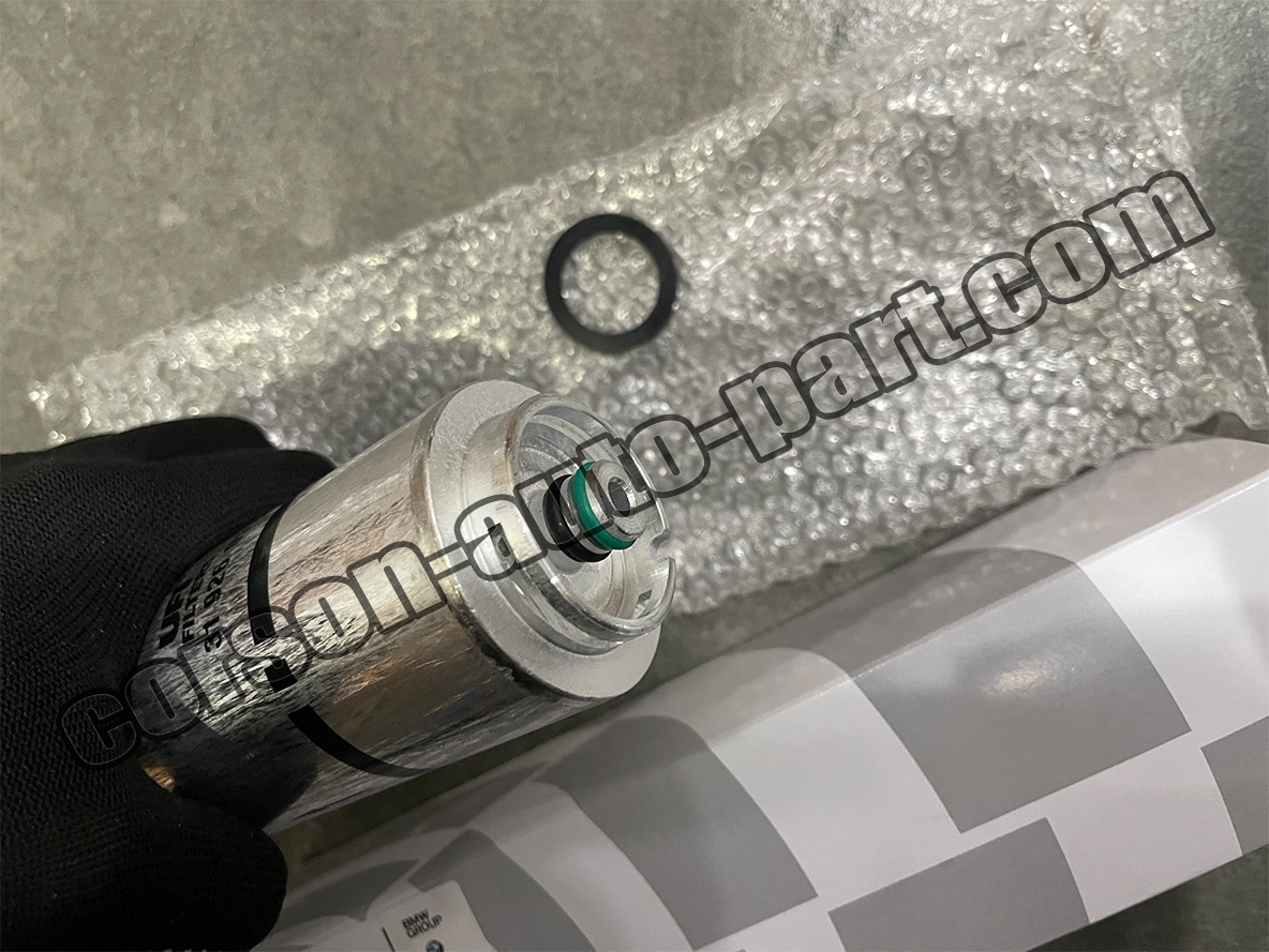 BMW 13328584868 Fuel Filter Cartridge  13328514121  13328515903
