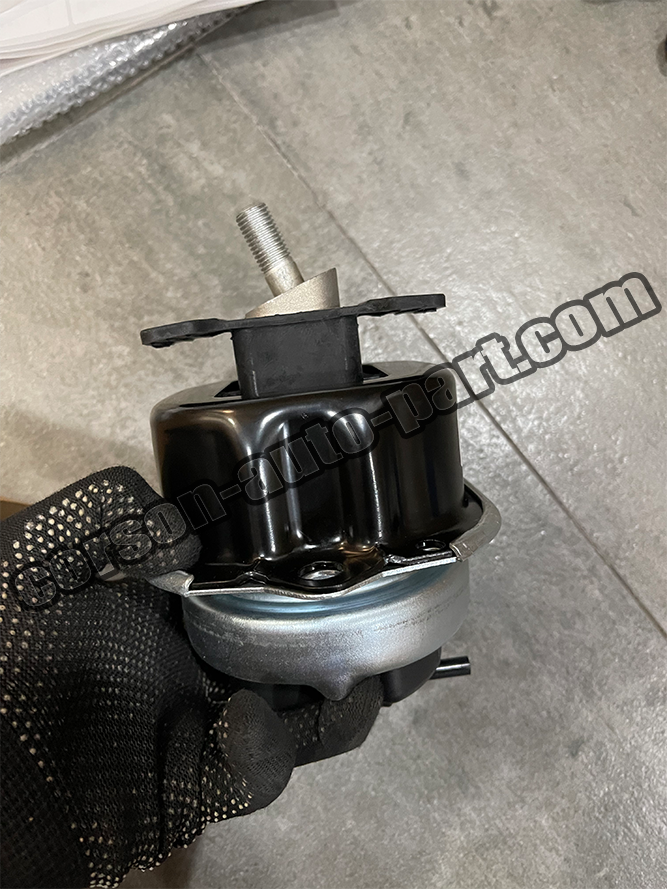 BMW 22116795417 Engine mount