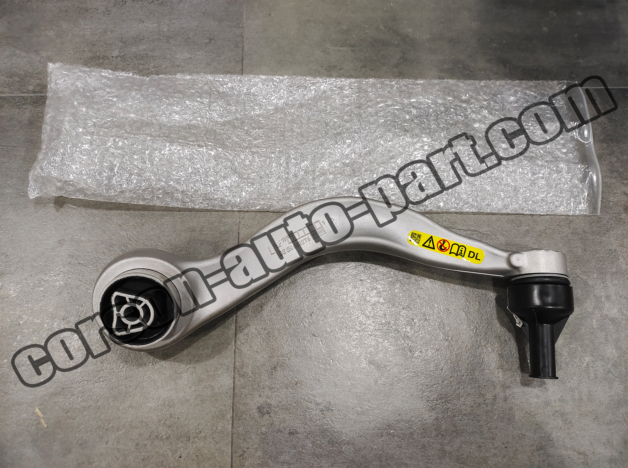 BMW 31106861165 Left Tension Strut With Rubber Mounting