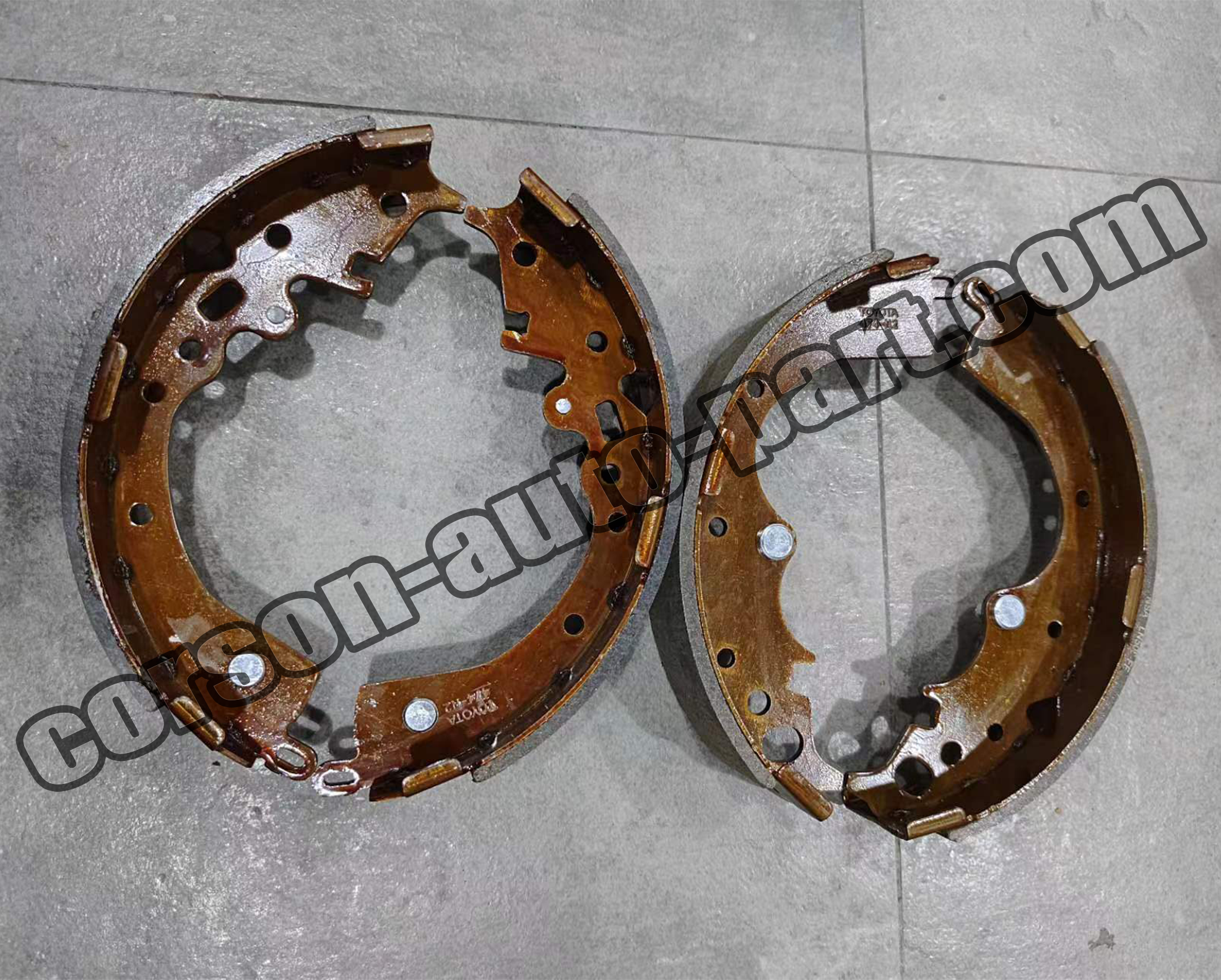 Toyota 04495-26240 Shoe Kit, Rear Brake 04495-04010