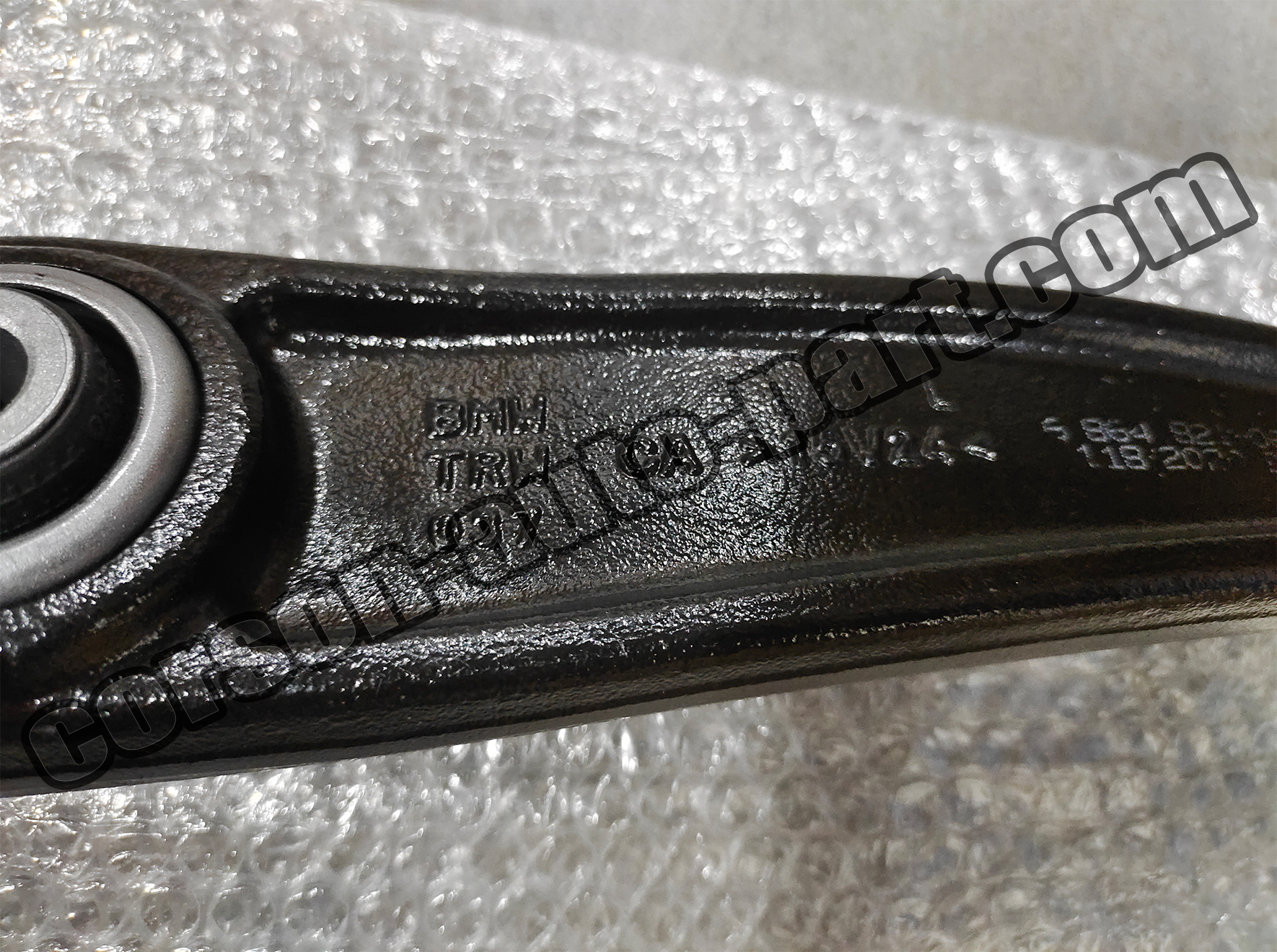 BMW 31126864822 Front Lower Control Arm 31126864821 31126864000